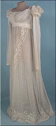 1800s muslin embroidered gown--*swoon*